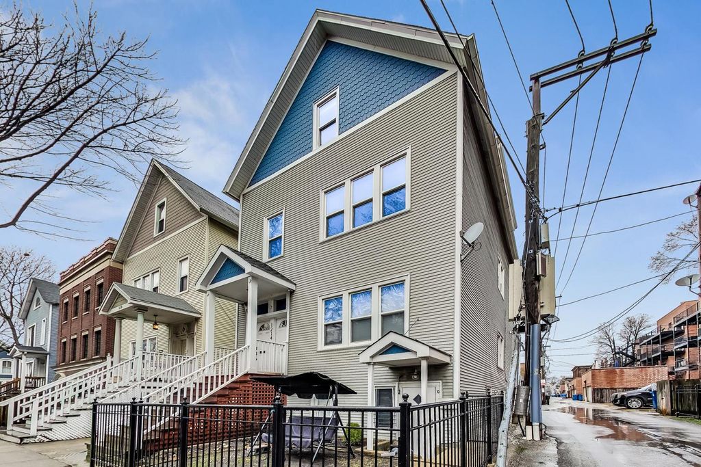 1214 W Wrightwood Avenue 2, Chicago, IL 60614