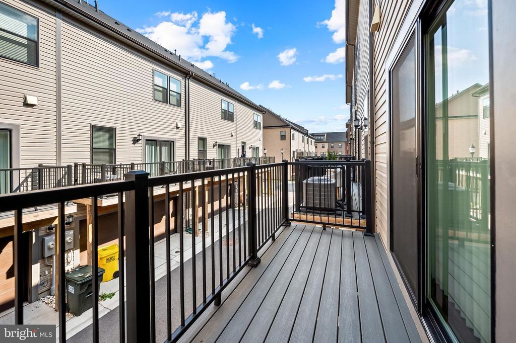 618 MOZART WAY, Baltimore, MD 21224