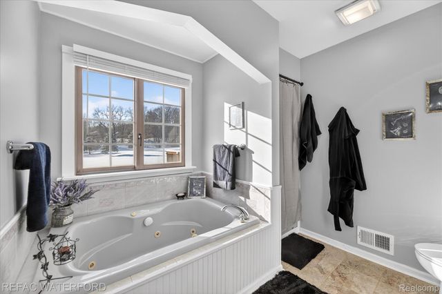 12687 Scott Road, Springfield Charter Township, MI 48350