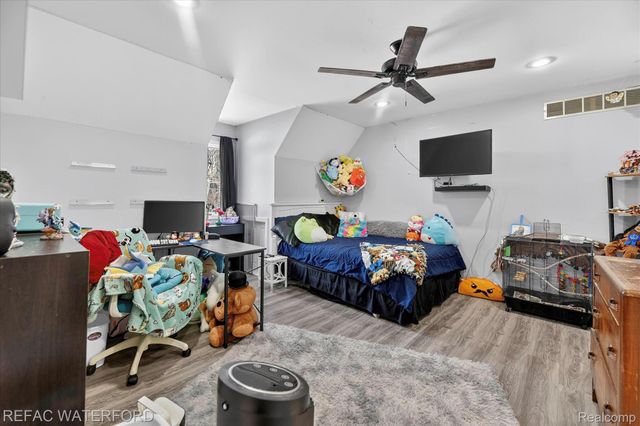 12687 Scott Road, Springfield Charter Township, MI 48350