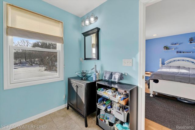 12687 Scott Road, Springfield Charter Township, MI 48350