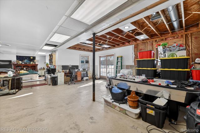 12687 Scott Road, Springfield Charter Township, MI 48350