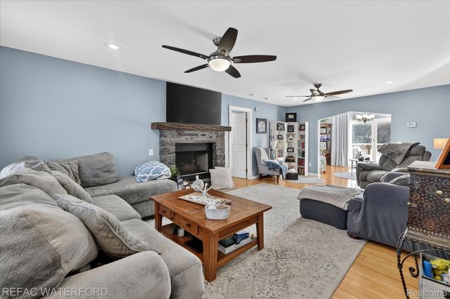 12687 Scott Road, Springfield Charter Township, MI 48350