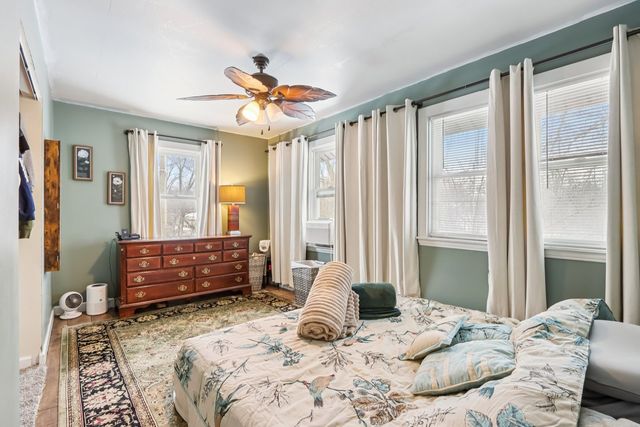 11471 W Leland Avenue, Beach Park, IL 60099