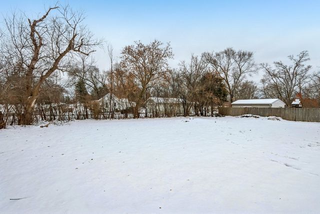 11471 W Leland Avenue, Beach Park, IL 60099