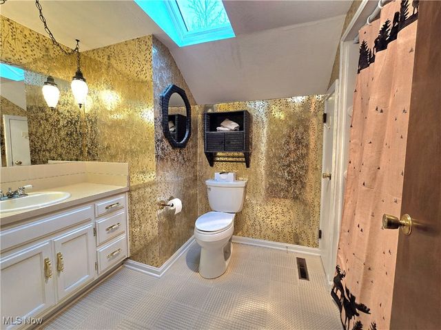 4300 Poe Road, Medina, OH 44256