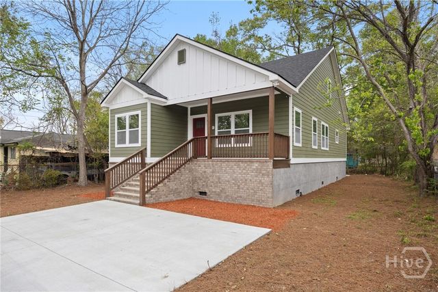 2010 Packard Avenue, Savannah, GA 31405