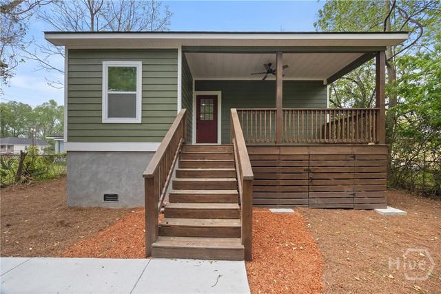 2010 Packard Avenue, Savannah, GA 31405