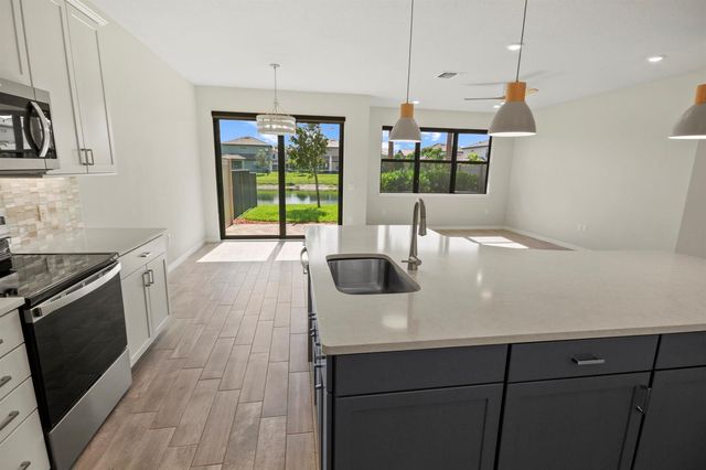 4826 Jumping Way, Lake Worth, FL 33467