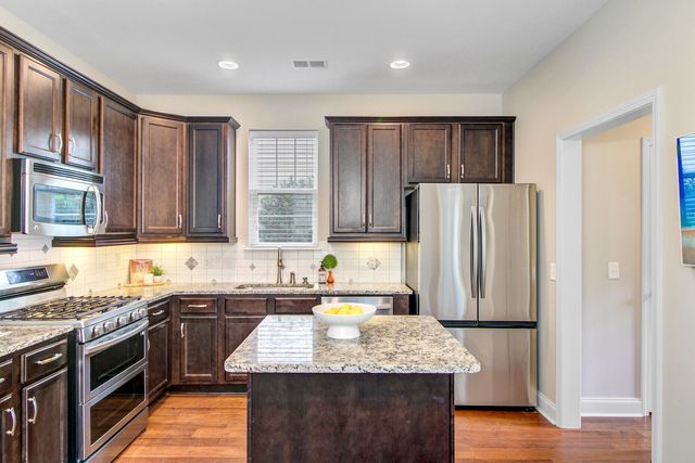 102 Green Grass Road, Summerville, SC 29483