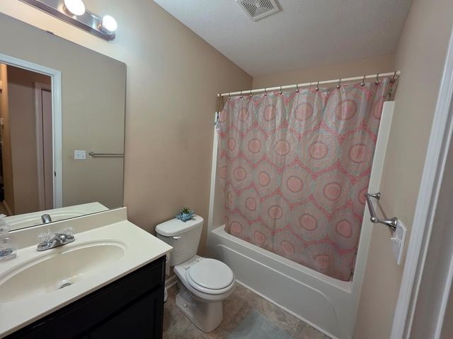 189 Foxfire Rd, Paris, TN 38242