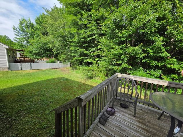 189 Foxfire Rd, Paris, TN 38242
