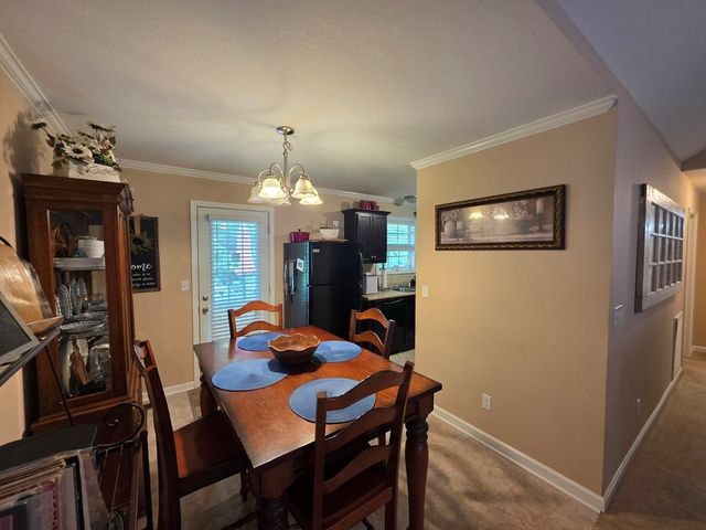 189 Foxfire Rd, Paris, TN 38242