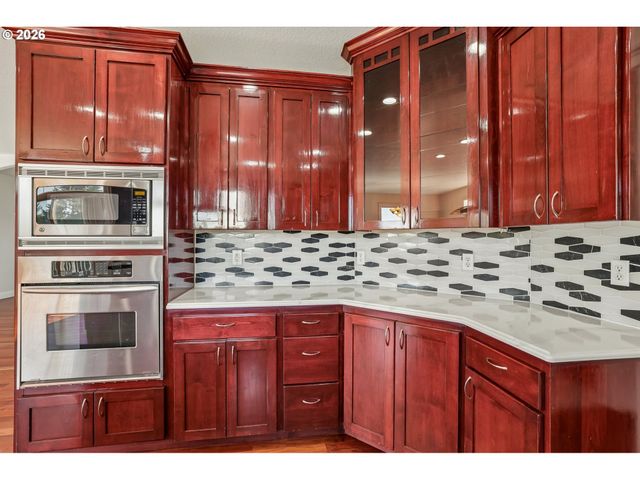 1727 Nw OGDEN St, Camas, WA 98607