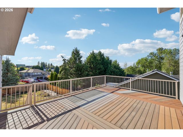 1727 Nw OGDEN St, Camas, WA 98607