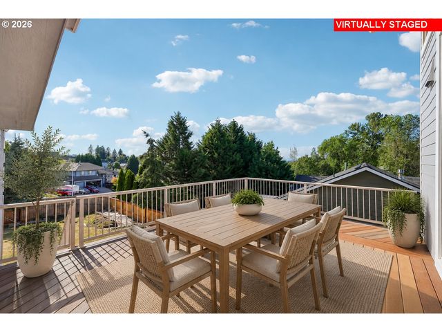 1727 Nw OGDEN St, Camas, WA 98607