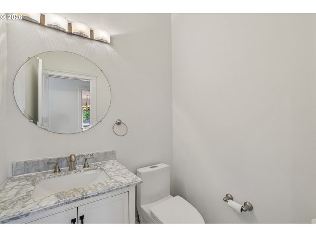 1727 Nw OGDEN St, Camas, WA 98607