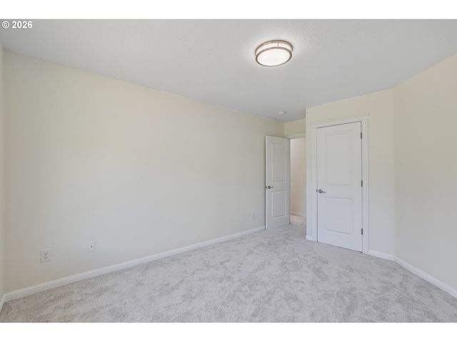 1727 Nw OGDEN St, Camas, WA 98607