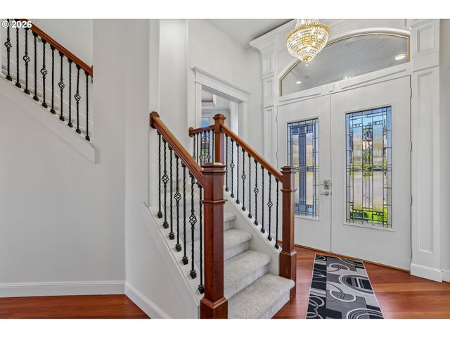 1727 Nw OGDEN St, Camas, WA 98607