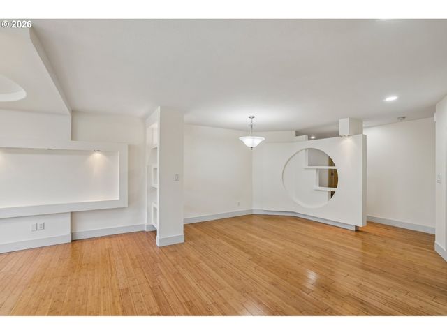 1727 Nw OGDEN St, Camas, WA 98607
