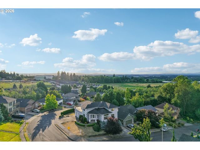 1727 Nw OGDEN St, Camas, WA 98607