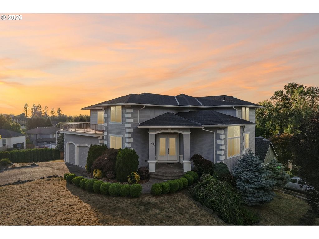 1727 Nw OGDEN St, Camas, WA 98607