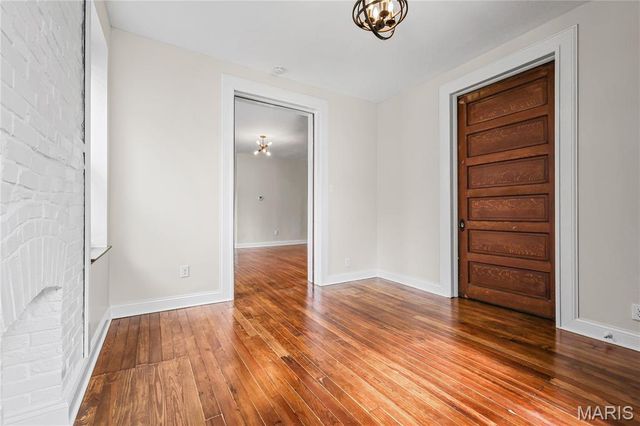 5021 Alabama Avenue, St Louis, MO 63111