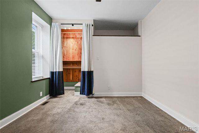 5021 Alabama Avenue, St Louis, MO 63111