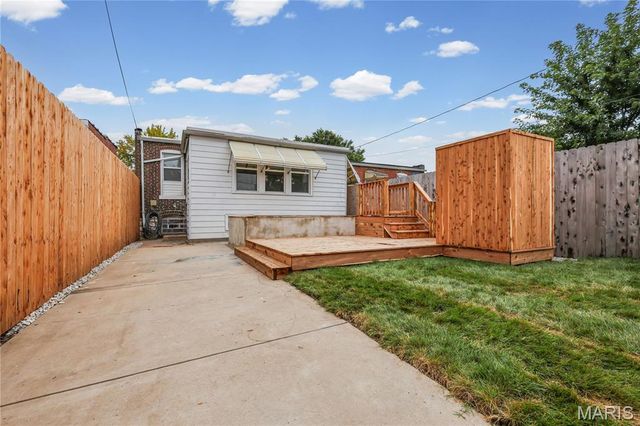 5021 Alabama Avenue, St Louis, MO 63111