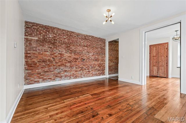 5021 Alabama Avenue, St Louis, MO 63111