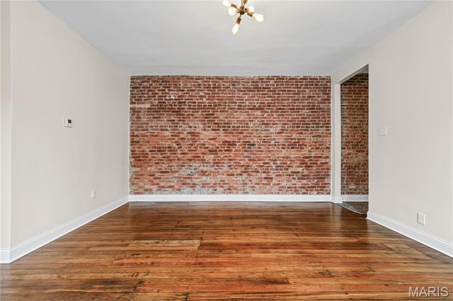 5021 Alabama Avenue, St Louis, MO 63111