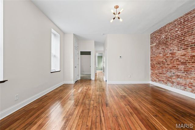 5021 Alabama Avenue, St Louis, MO 63111