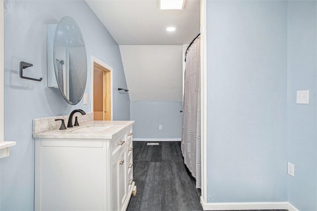 127 W Argyle Street, Jackson, MI 49202