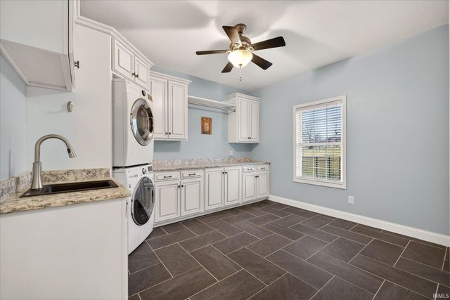 1414 E Commander Court, Bloomington, IN 47401