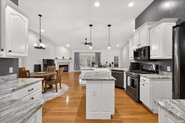 1414 E Commander Court, Bloomington, IN 47401