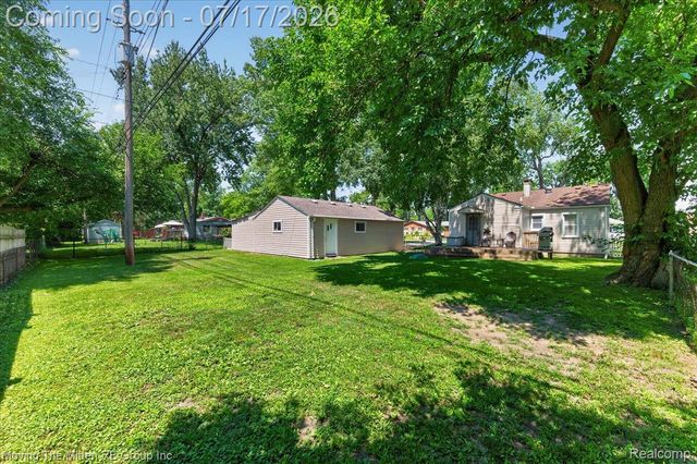 31547 Birchwood Street, Westland, MI 48186