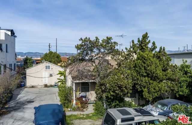 12009 Hart Street, North Hollywood (los Angeles), CA 91605