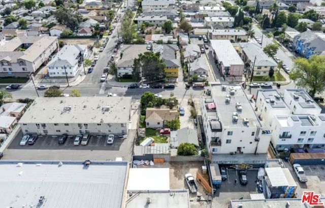 12009 Hart Street, North Hollywood (los Angeles), CA 91605