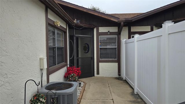 10157 BLAZED TREE COURT, Orlando, FL 32821