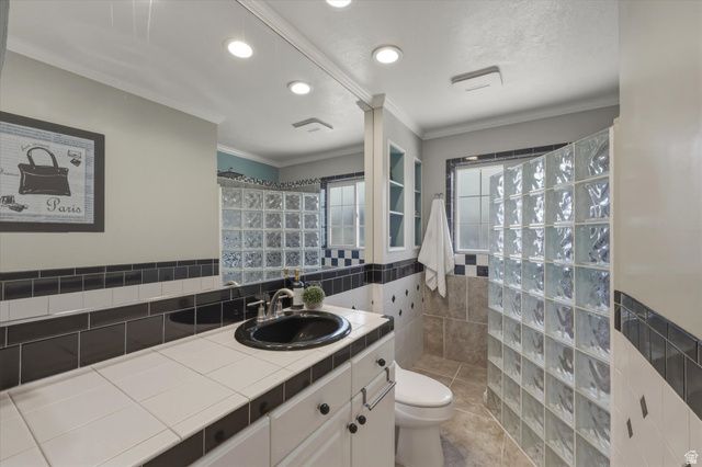 502 N MAIN ST, Bountiful, UT 84010