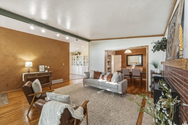502 N MAIN ST, Bountiful, UT 84010