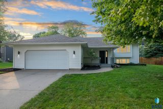 1000 E Maywood St, Brandon, SD 57005