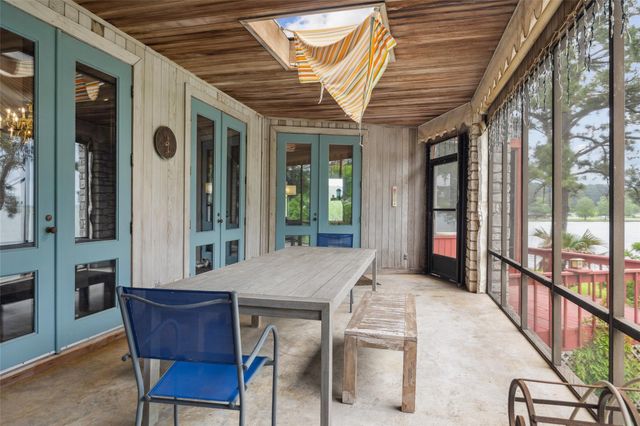 425 Old Fm 224, Coldspring, TX 77331