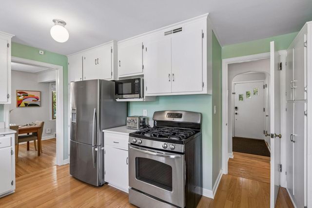 808 W 57th Street, Minneapolis, MN 55419