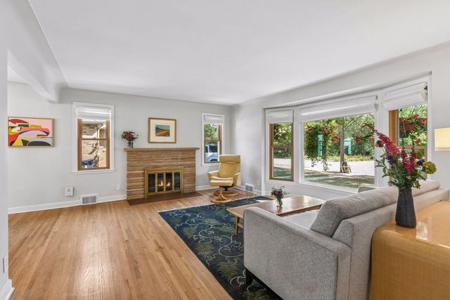 808 W 57th Street, Minneapolis, MN 55419