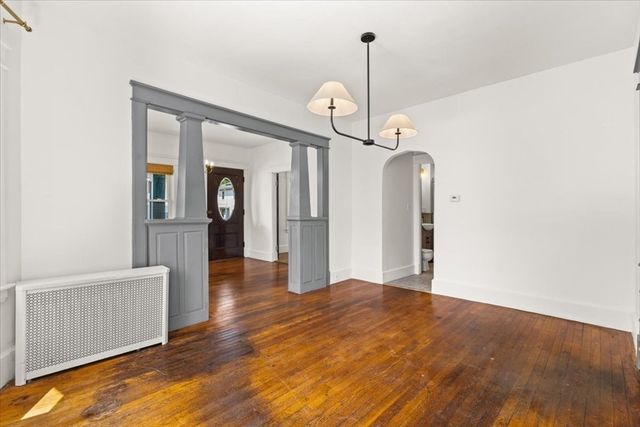 32 Bernice Ave, Brockton, MA 02301