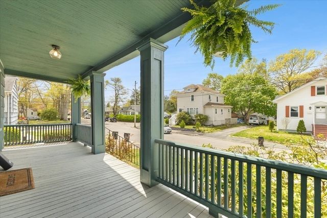 32 Bernice Ave, Brockton, MA 02301