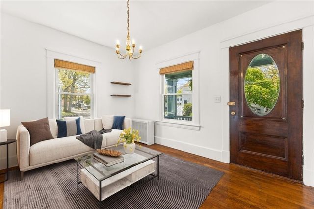 32 Bernice Ave, Brockton, MA 02301