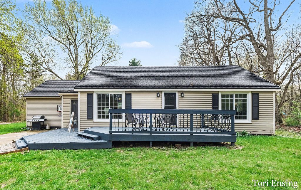 8349 Fletcher Road, Eureka Twp, MI 48838