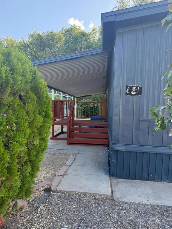621 N Timathy, Boise, ID 83713